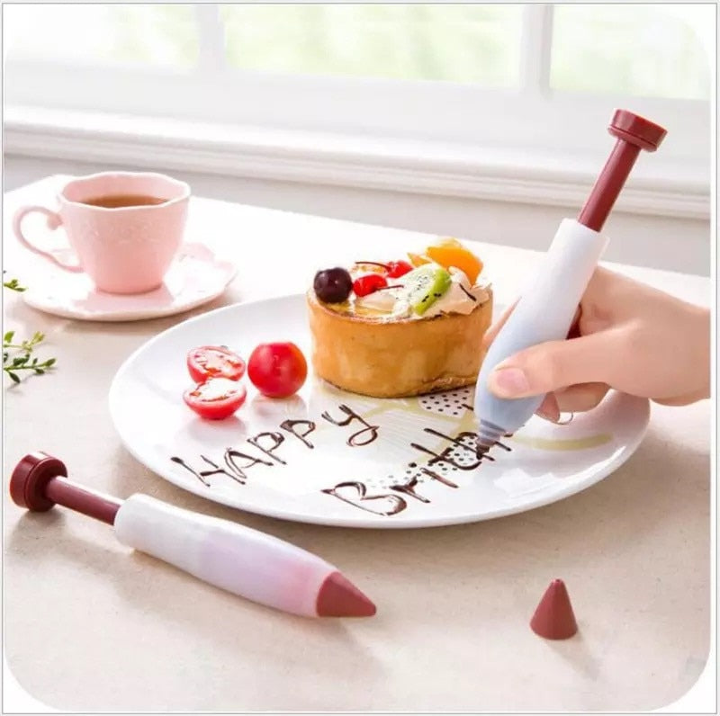 Cake decorating pen